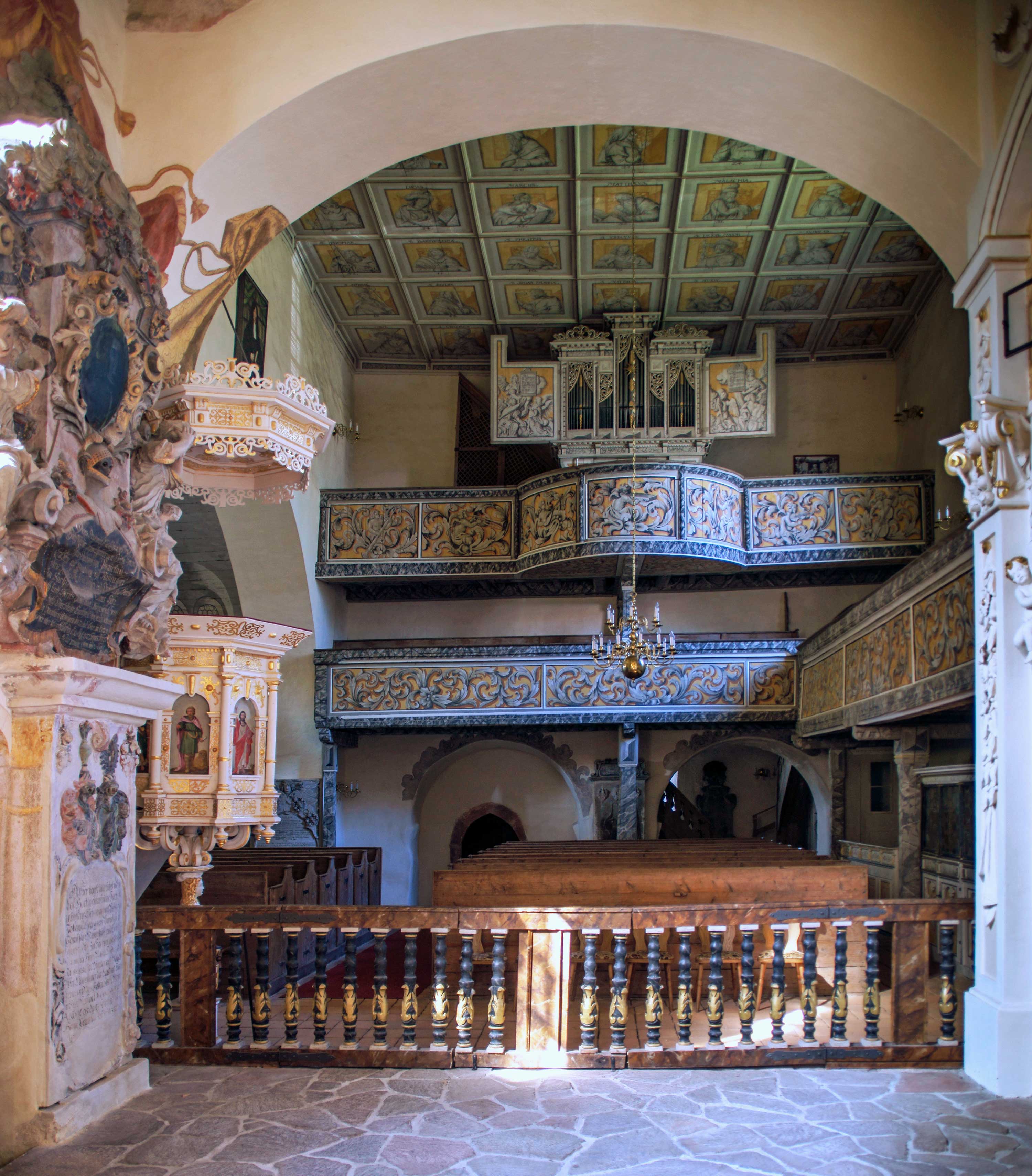 The interior of the Wehrkirche in Pomßen, where Bach performed BWV 157. The organ by Gottfried Richter (1640–1717) is the oldest organ in Sachsen.