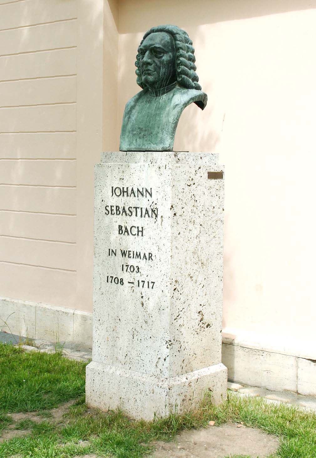 A statue of Johann Sebastian Bach in Weimar.